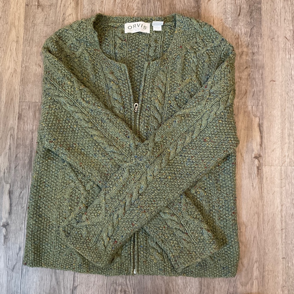 ORVIS Meduim green tweed cardigan